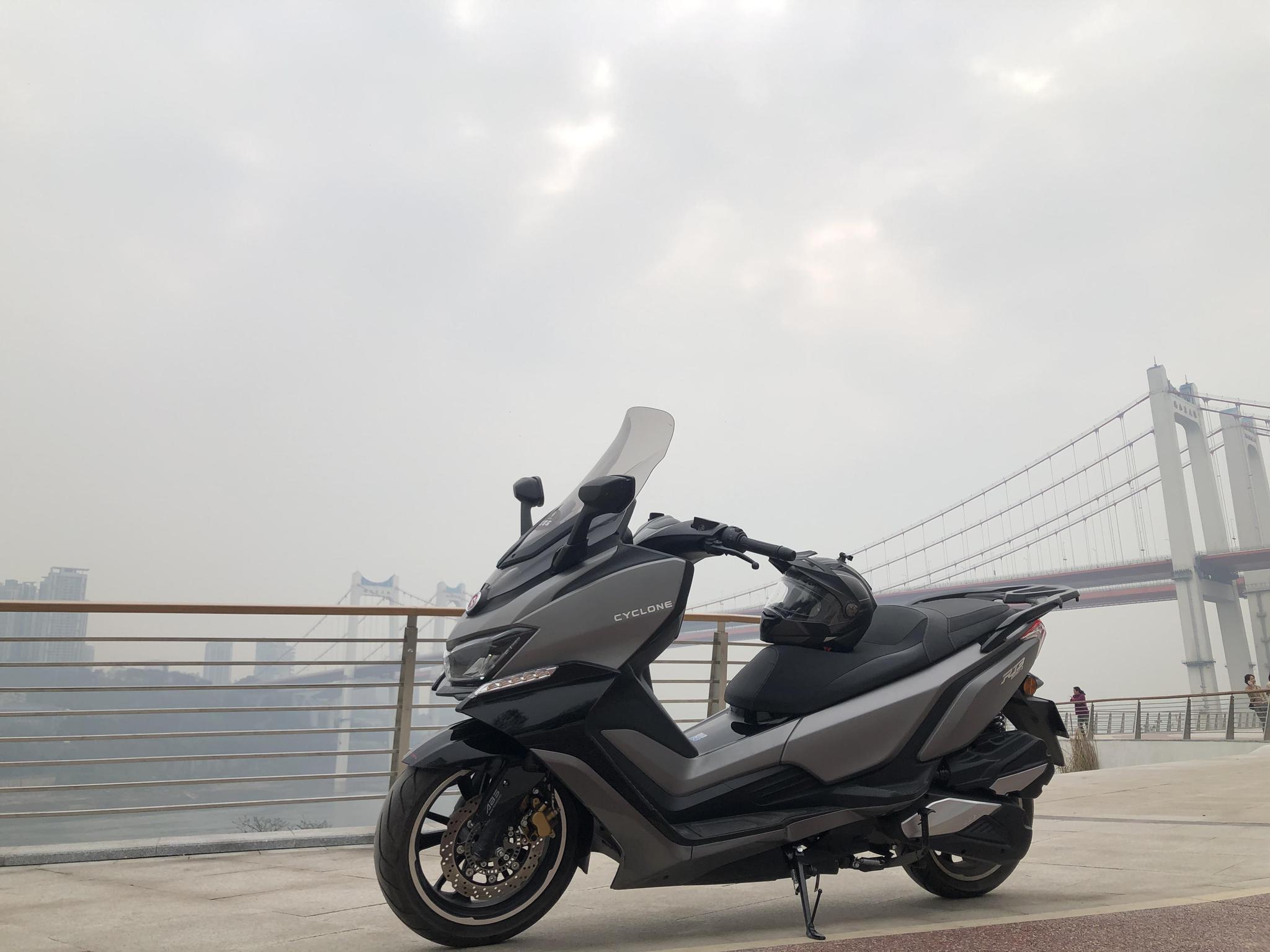 kymco摩托车250,kymco125摩托车 赛科龙rt3推出畅享版寓意何在,只是为了制衡光阳赛艇250吗?-新浪汽车