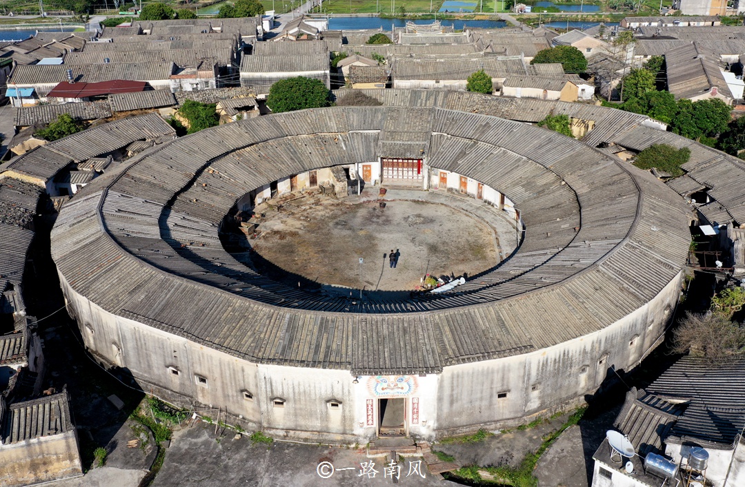 广东揭阳的三个冷门景点，其中两处建筑像古代宫殿
