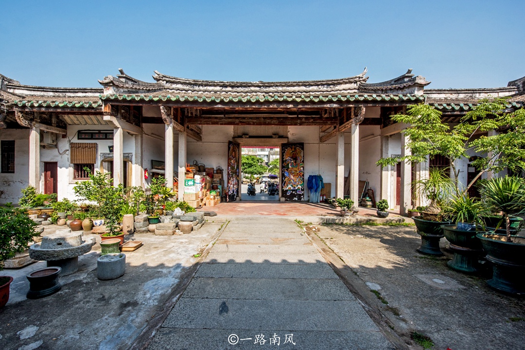 广东揭阳的三个冷门景点，其中两处建筑像古代宫殿