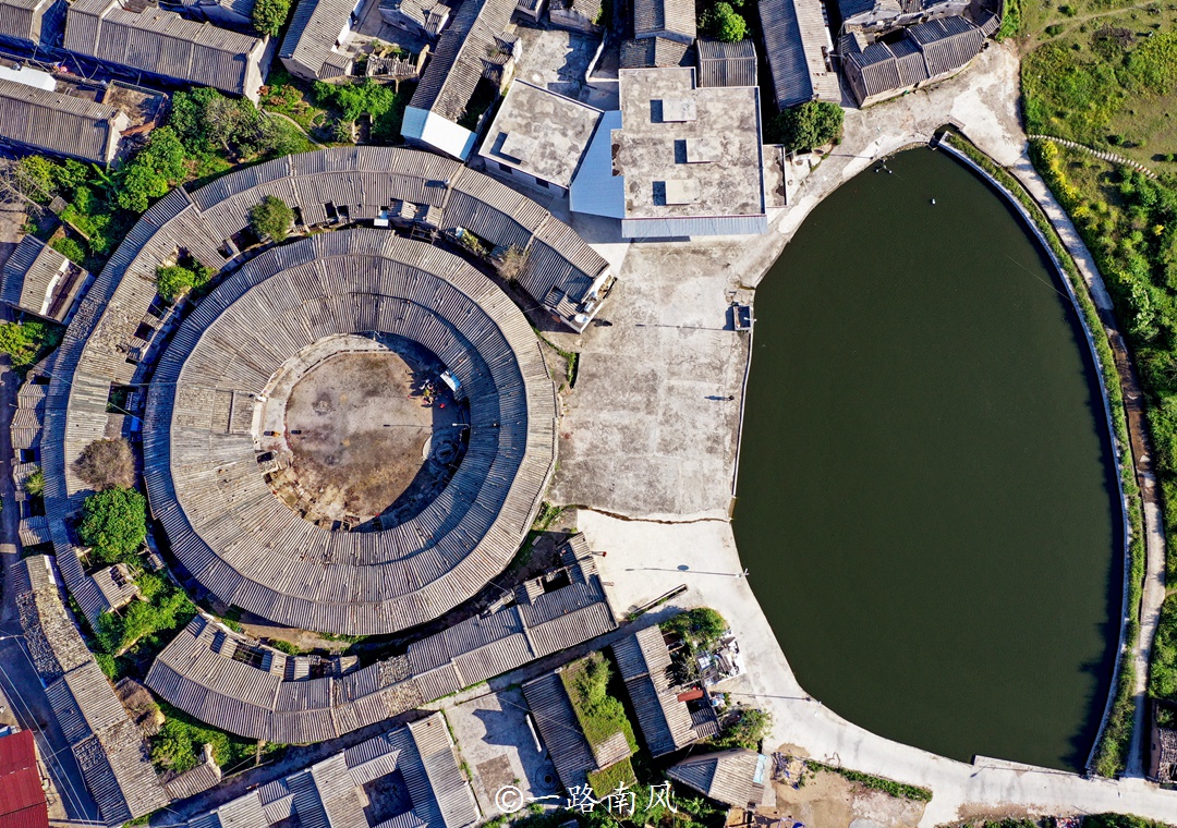 广东揭阳的三个冷门景点，其中两处建筑像古代宫殿
