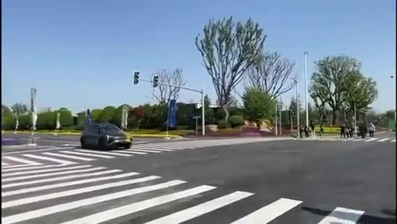 2021上海车展 | 记者实拍恒驰5 SUV  恒大汽车真身亮相