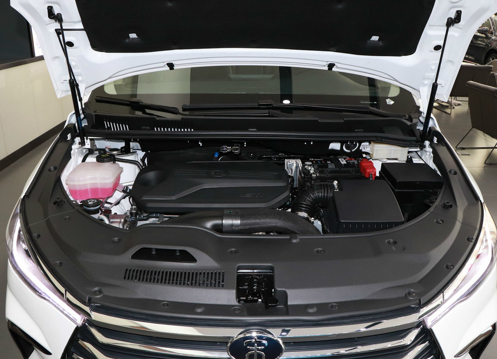 10万级大空间家用车,都是自主品牌,有一台的座椅设计绝了