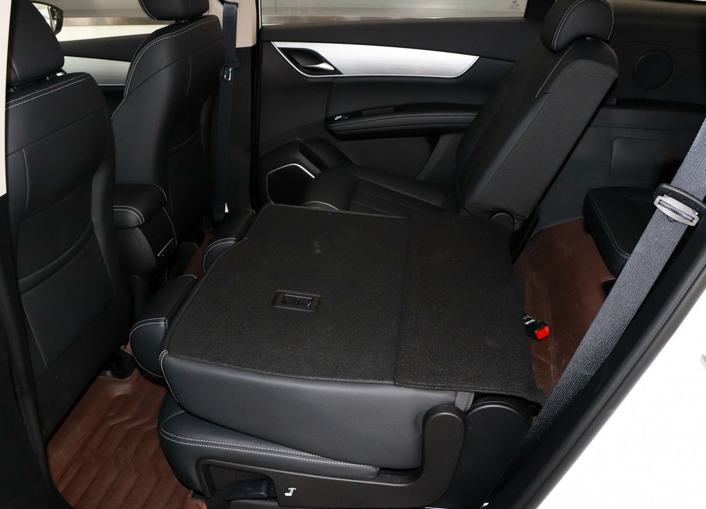 10万级大空间家用车,都是自主品牌,有一台的座椅设计绝了