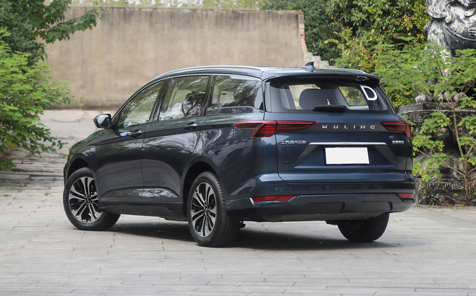 10万级大空间家用车,都是自主品牌,有一台的座椅设计绝了