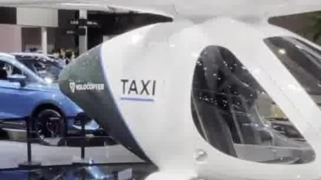 车展还是飞机展，傻傻搞不清楚！这个“出租机”你会打吗！