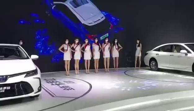 无奈，车展成大型维权现场……