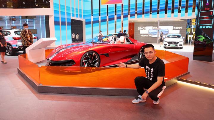 2021上海车展丨名爵Cyberster概念车亮相 “猎风者”有何亮点？