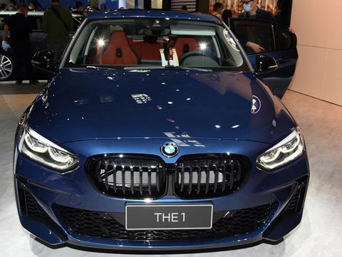 20多万就能买豪华轿车，新款宝马1系值不值？