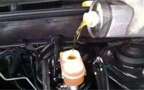 刹车油怎么更换 自己更换方法介绍