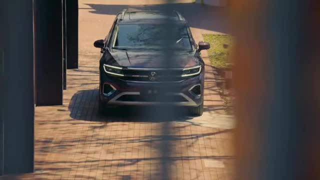 大众最大SUV揽境，从车头看上去有点像MPV啊...