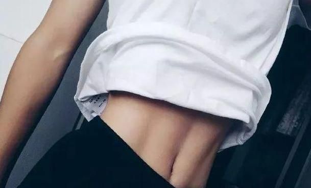 有种羡慕叫秀腹肌小学生vs高中生看到大学生我要上大学