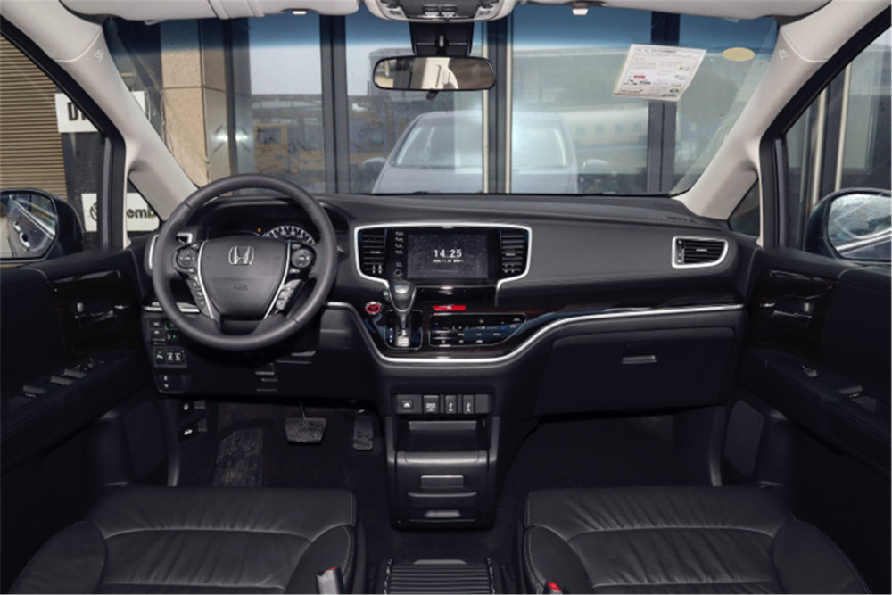 轴距两米八,二排放倒就是床!这2款车适合五一全家出游