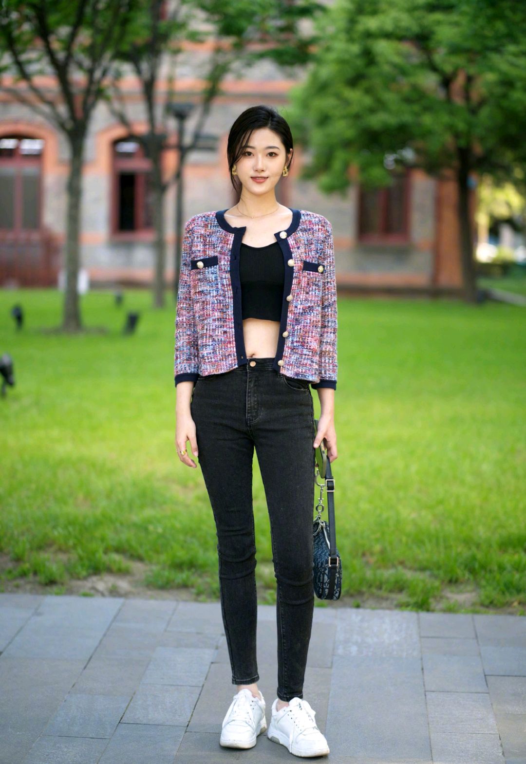 穿腻了简约的黑白灰,清新简约还显白的穿搭更值得一试 穿腻了简约的黑白灰,清新简约还显白的穿搭更值得一试