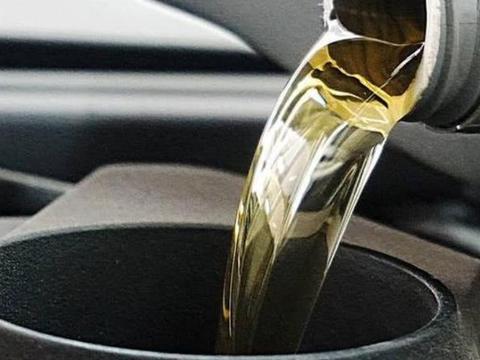 保养时最怕修车工说这几句话，听到不走，车主很有可能就会被骗