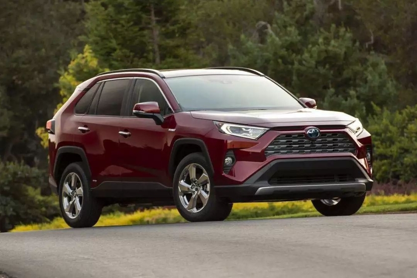 全新一代奇骏亮相 丰田RAV4荣放:我压力好大
