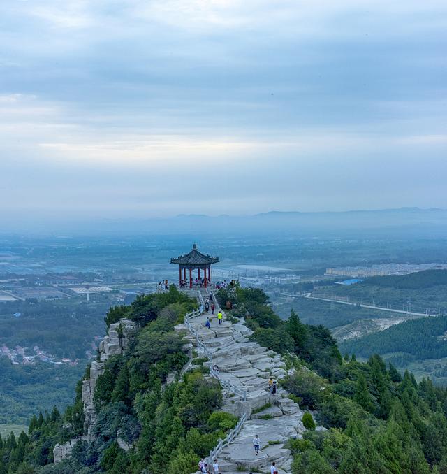 云门山山顶。视觉中国图