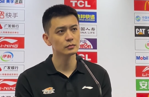 杜锋点出败因杨鸣逗笑记者赵继伟谈关键球教练告诉我就是干