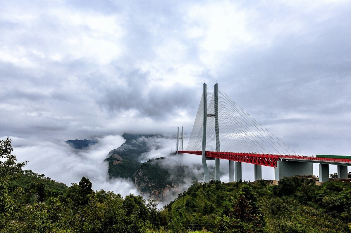 正文                在gd地图上搜索"北盘江大桥观景平台"(非官方,由
