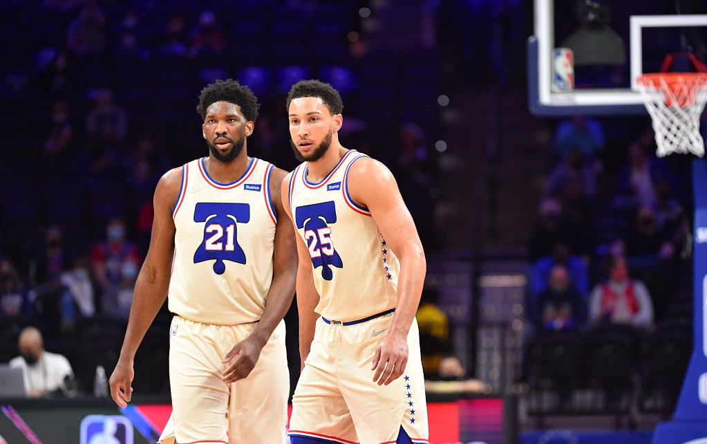 今日!nba西部榜首大战,杜兰特率篮网冲5连胜,浓眉领衔湖人出战 今日!nba西部榜首大战,杜兰特率篮网冲5连胜,浓眉领衔湖人出战