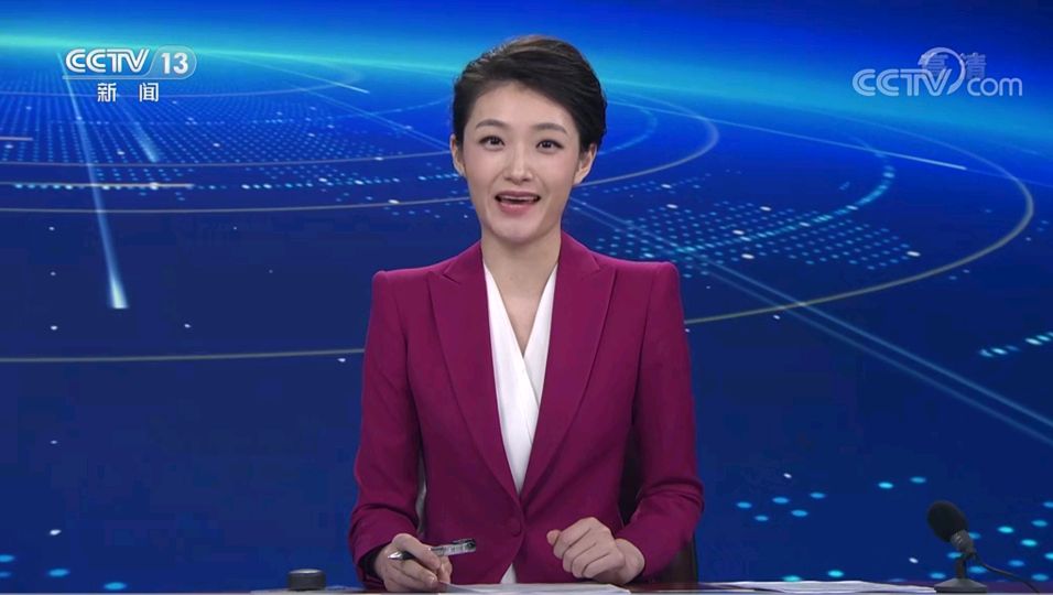 迟茜首次亮相央视新闻直播间主持人大赛文艺类选手成实习播音员