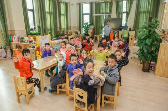 幼儿园“延时服务”六点放学,孩子接送不用愁了,新的问题又出现休闲区蓝鸢梦想 - Www.slyday.coM 幼儿园“延时服务”六点放学,孩子接送不用愁了,新的问题又出现休闲区蓝鸢梦想 - Www.slyday.coM