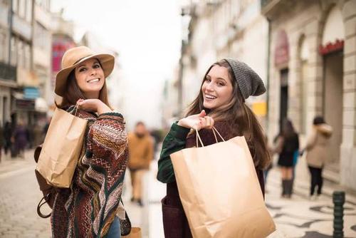 为何美国能直接印美元给老百姓用,而其他国家却不敢这么做? 为何美国能直接印美元给老百姓用,而其他国家却不敢这么做?