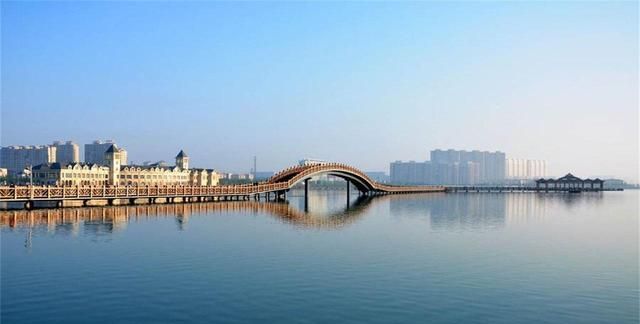 齐齐哈尔gdp_2021年东北地区GDP10强地级市:鞍山第2,齐齐哈尔低迷,本溪入围
