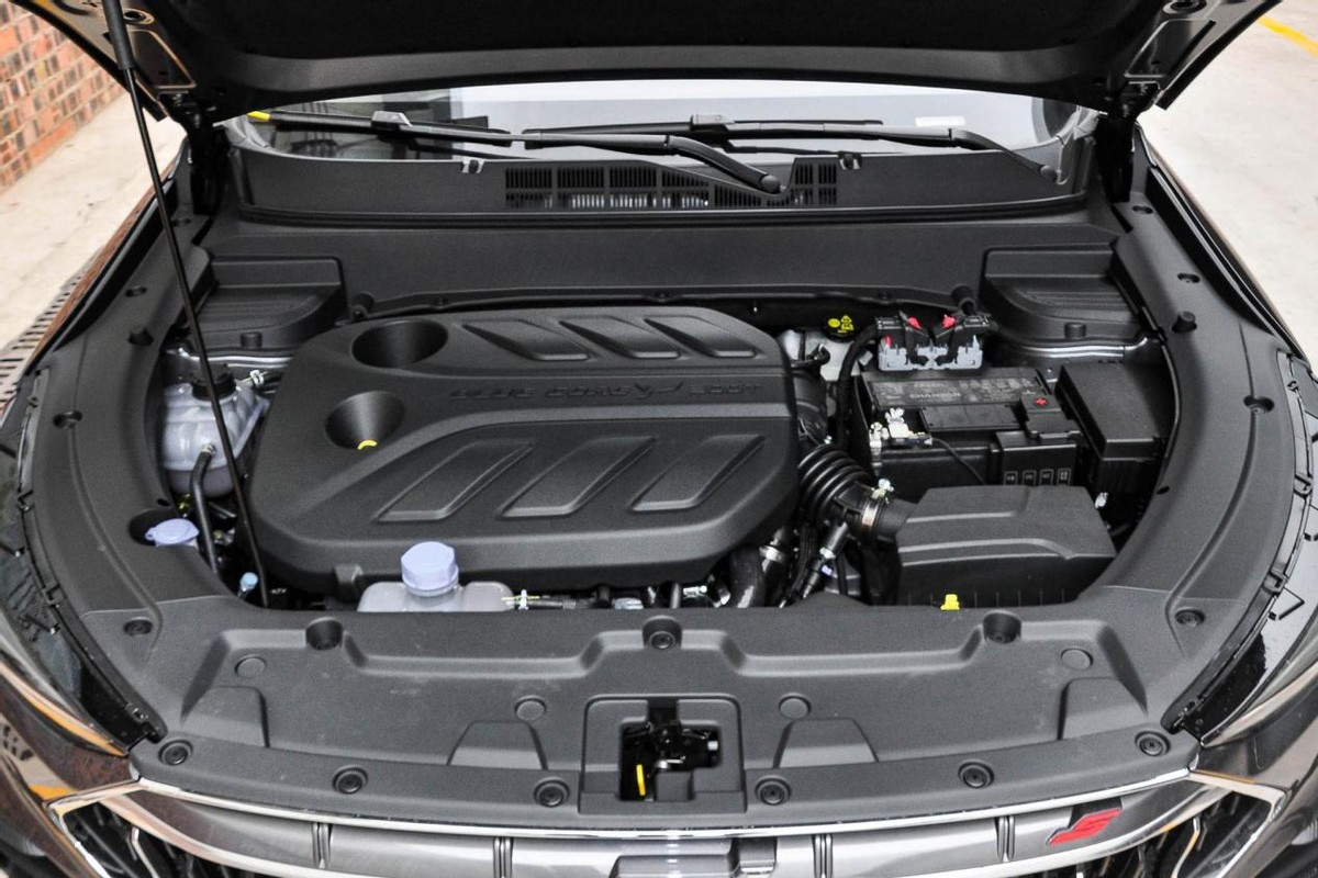 打工人第一台车,这四款可考虑,轿车与SUV都有,月薪4K无压力