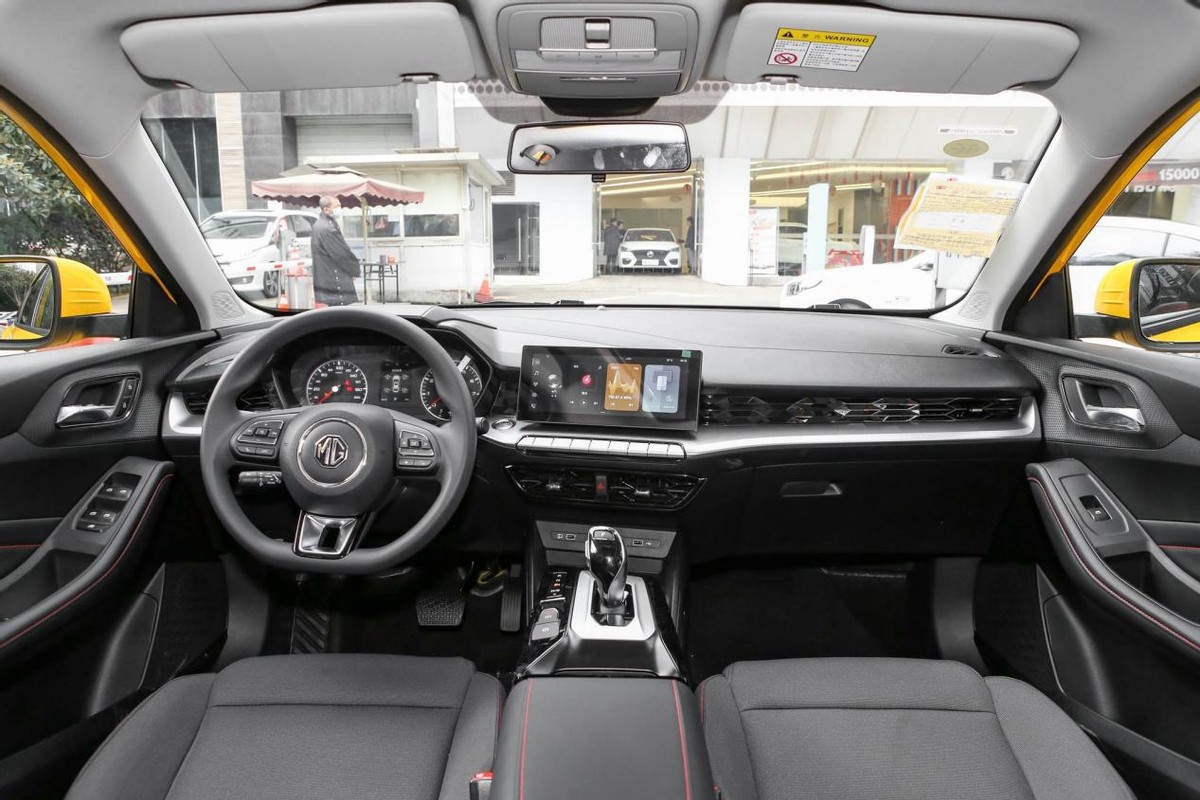 打工人第一台车,这四款可考虑,轿车与SUV都有,月薪4K无压力