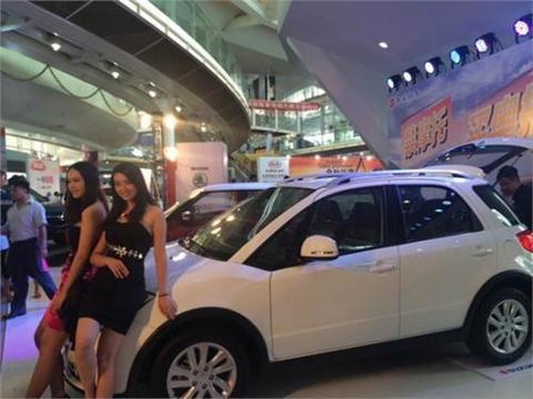 提车时不要怕，老司机教你一眼看出库存车