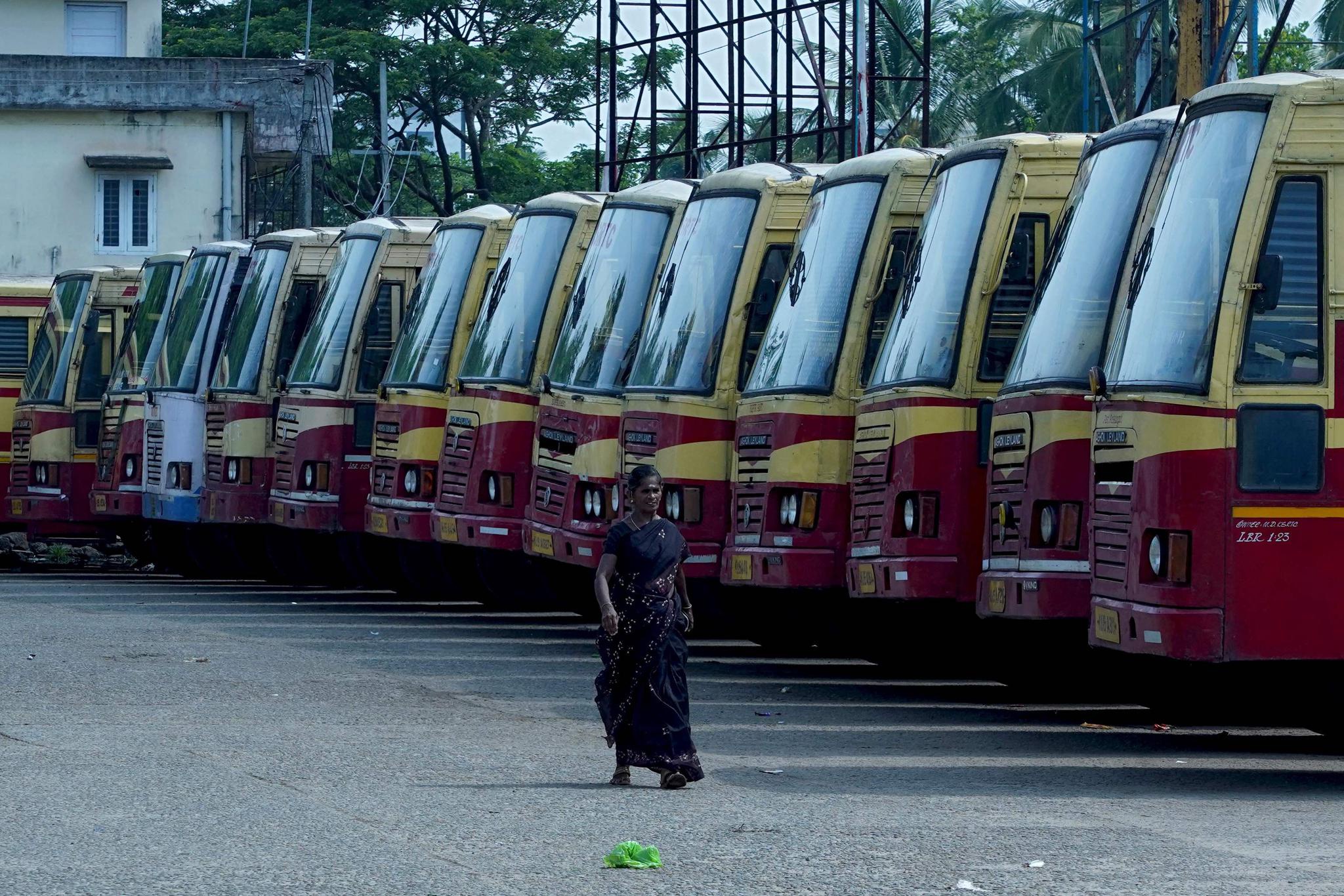 印度单日新增新冠死亡病例首次突破4000例休闲区蓝鸢梦想 - Www.slyday.coM 印度单日新增新冠死亡病例首次突破4000例休闲区蓝鸢梦想 - Www.slyday.coM