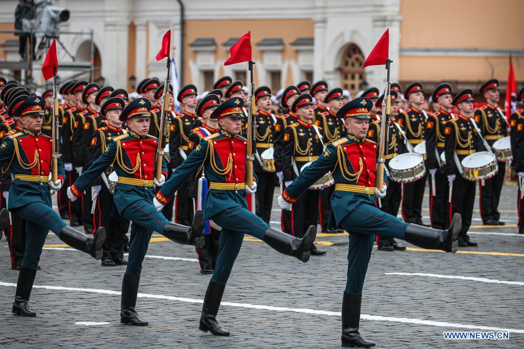 Servicemen march during the military parade marking the 76th anniversary of the Soviet victory in the Great Patriotic War, Russia's term for World War II, on Red Square in Moscow, Russia, May 9, 2021. (Xinhua/Evgeny Sinitsyn)