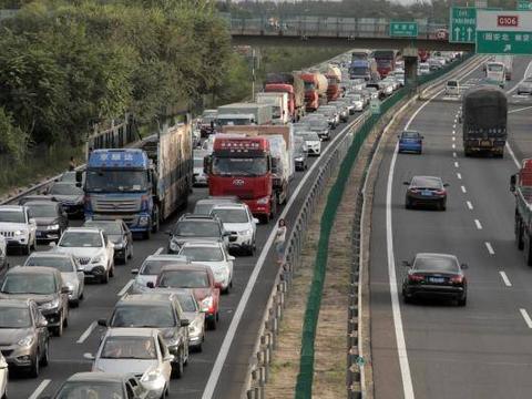 为何很多人放弃SUV，而买MPV？车主：跑趟长途高速你就懂了