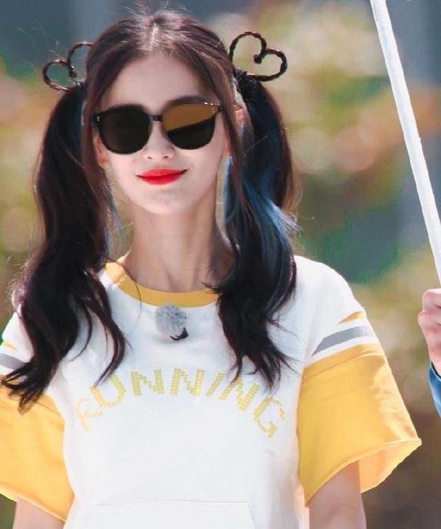 Angelababy双马尾 霸气,angelababy双马尾 angelababy绑爱心双马尾扎发美得像学生妹好减龄显清纯