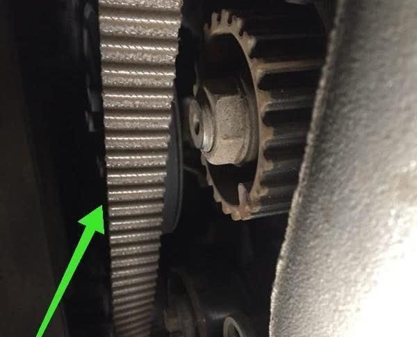 汽车正时皮带,怎样才能知道该换了?