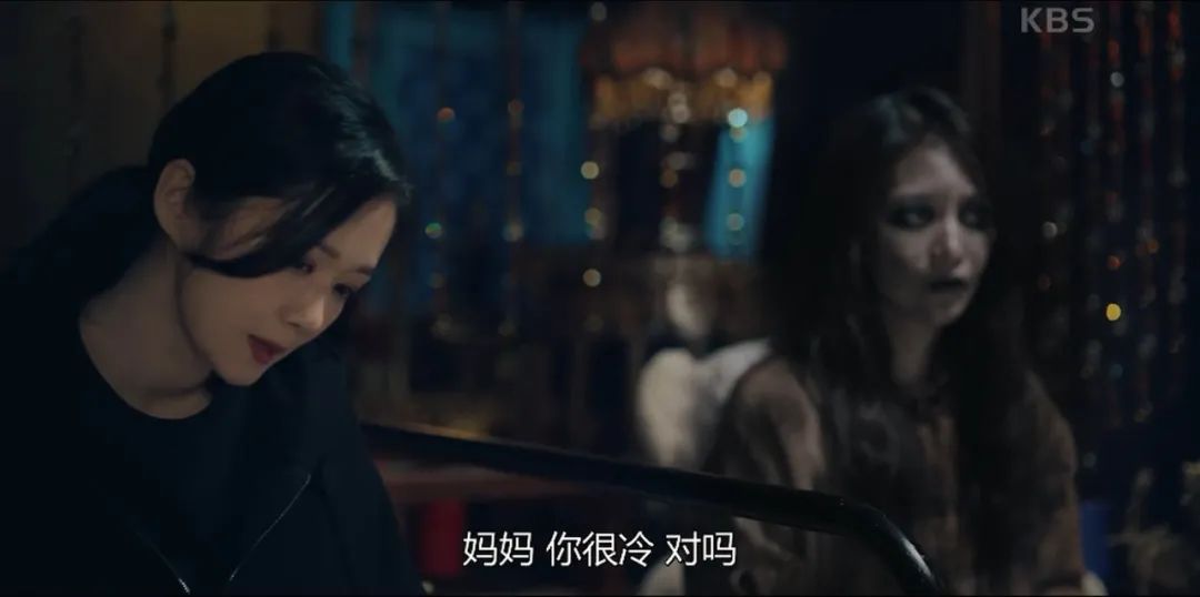 被封杀的童颜女神，40岁又翻红了