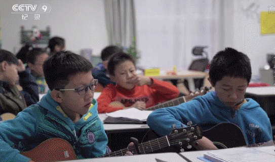 河北6岁小女孩被老师恐吓,她的经历,给所有家长提了一个醒休闲区蓝鸢梦想 - Www.slyday.coM 河北6岁小女孩被老师恐吓,她的经历,给所有家长提了一个醒休闲区蓝鸢梦想 - Www.slyday.coM