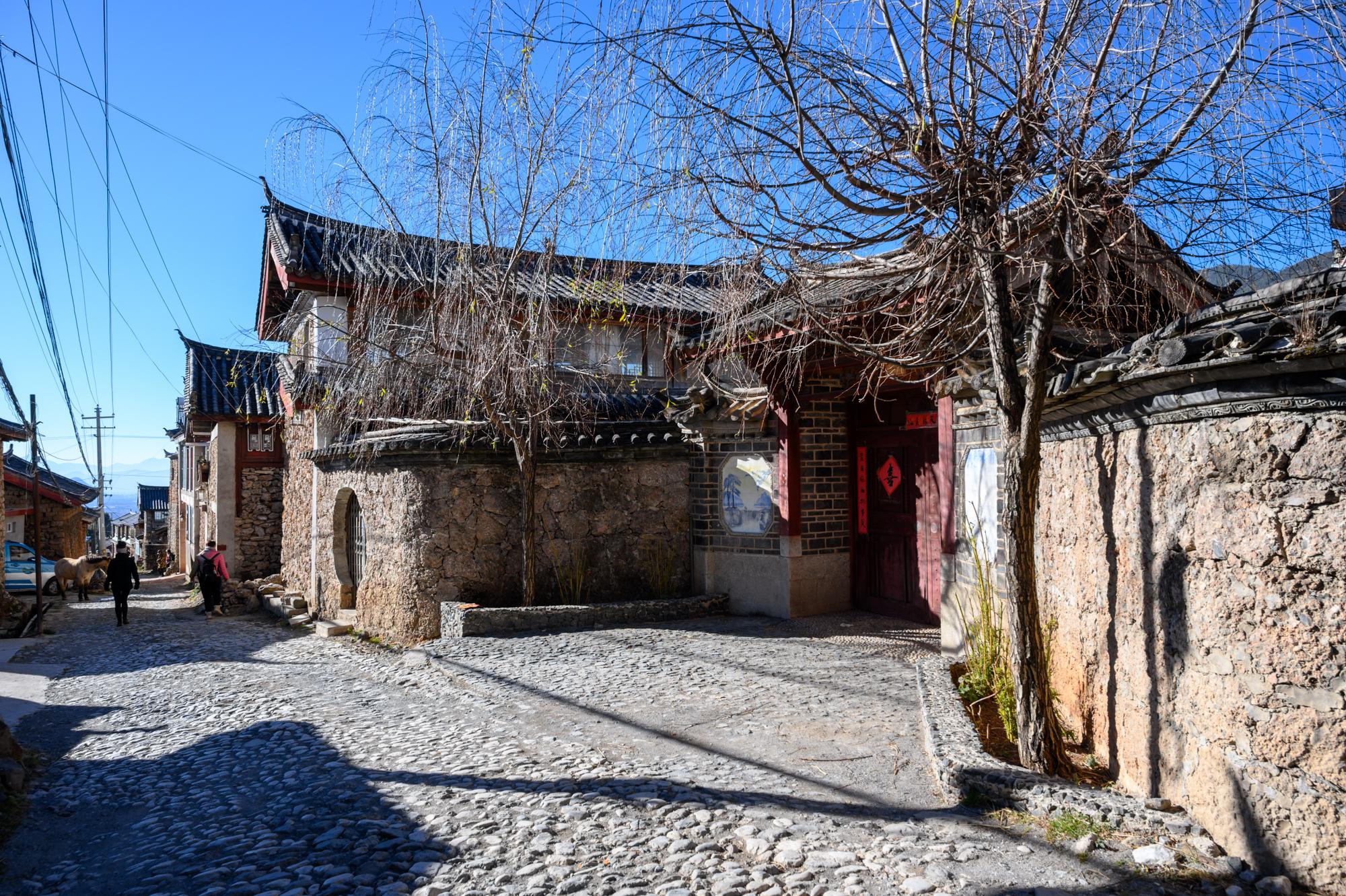 来丽江旅游可以不去古城，雪山下有座古村一定要去，美如人间仙境