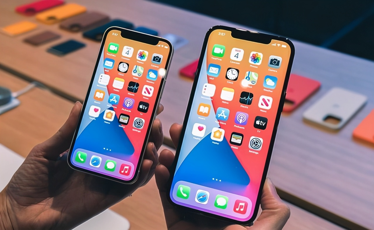 苹果发布iphone13配色,苹果发布紫色iPhone12 iphone 13新配色曝光,玫瑰粉越看越嫩,或成为新一轮时尚风标