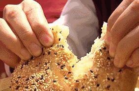 【寻找幸福味道】传承四代的老味道|烧饼|传承|口感_新浪新闻