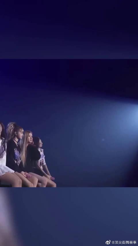 blackpinkstay,blackpinkstay演唱会 blackpink演唱会stay妮妮哭的好让人心疼啊