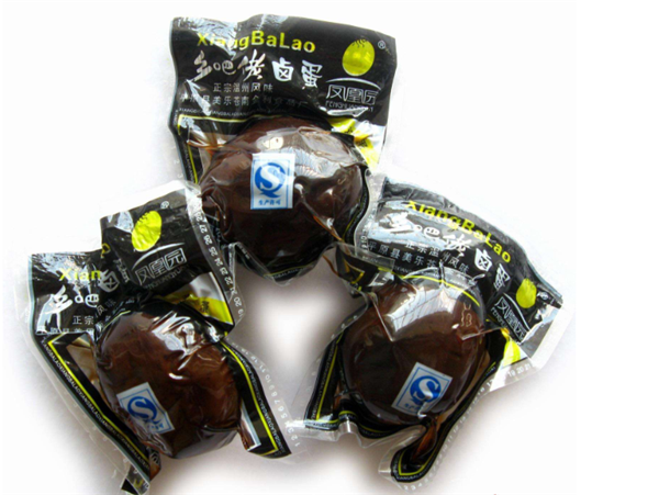 美食看点></p></a>正文> 乡巴佬鸡蛋曾经是风靡校园小卖部的零食,各个大小商店