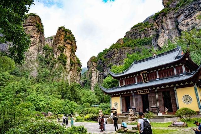 温州雁荡山灵岩景区曾是神雕侠侣拍摄地还有高空飞渡表演