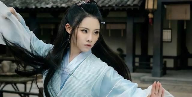 雪中悍刀行》：隋珠公主赵风雅,粗茶布裙隐居武当山!