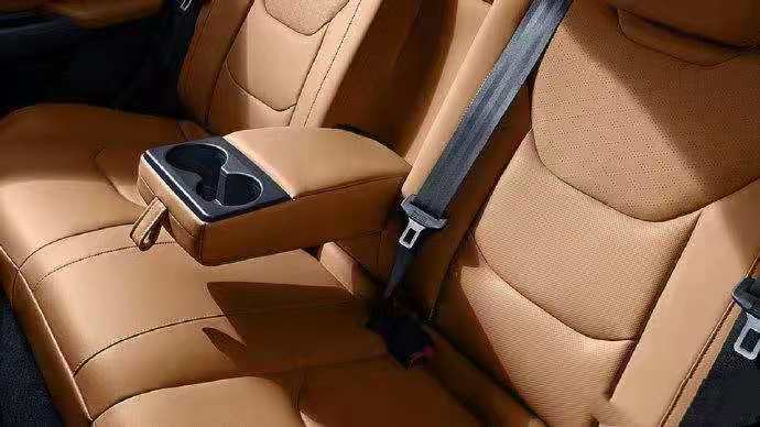 绝不买轩逸，要买福睿斯！大空间厚道配置，10.58万元起