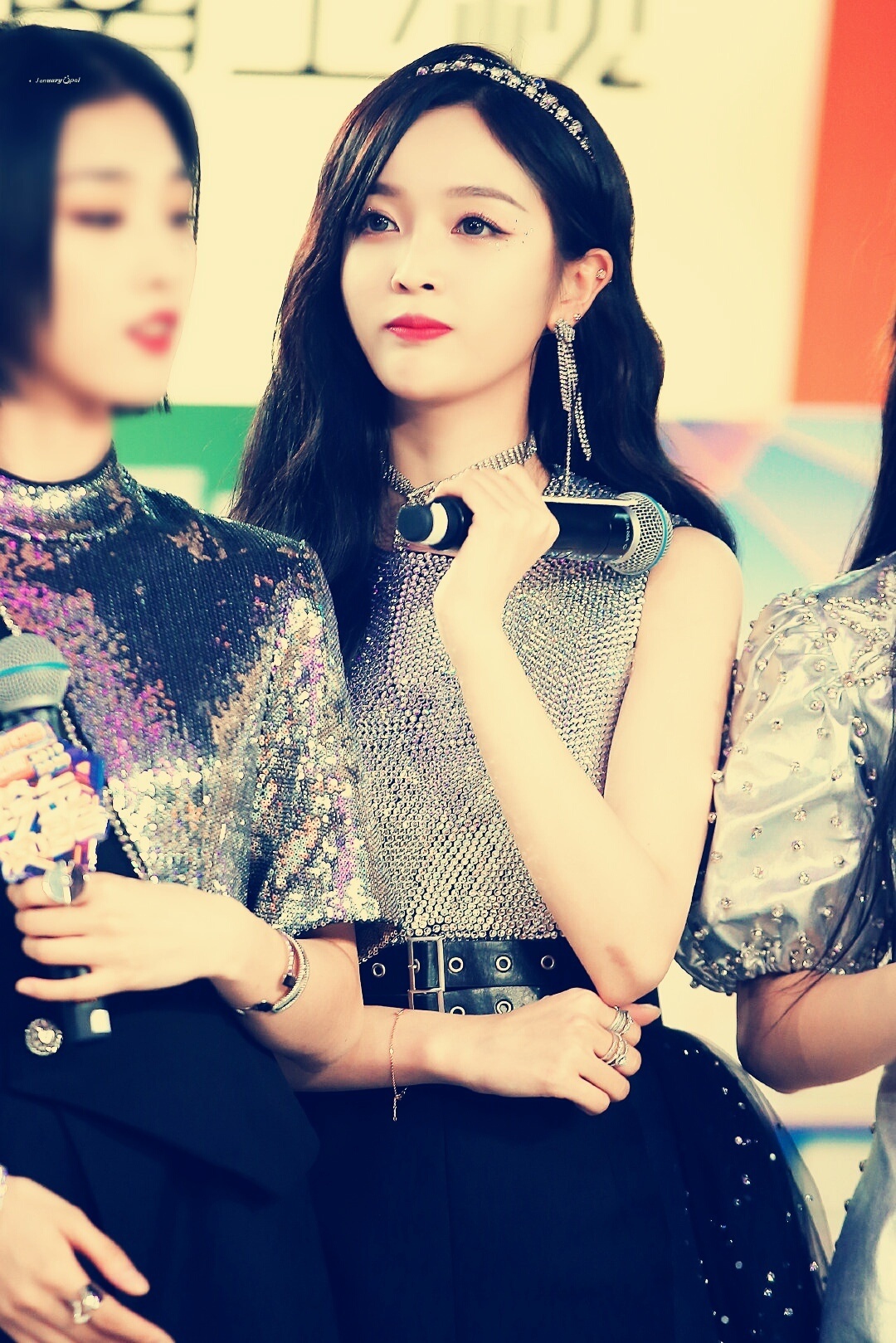 乐华到底把吴宣仪怎么了?创造营时期灵动漂亮,现在土味满满休闲区蓝鸢梦想 - Www.slyday.coM 乐华到底把吴宣仪怎么了?创造营时期灵动漂亮,现在土味满满休闲区蓝鸢梦想 - Www.slyday.coM