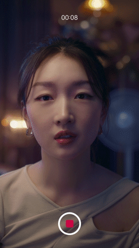 周冬雨oppo手机图片,周冬雨代言oppo图片 reno6系列影像功能有多强?看完周冬雨自拍视频秒懂