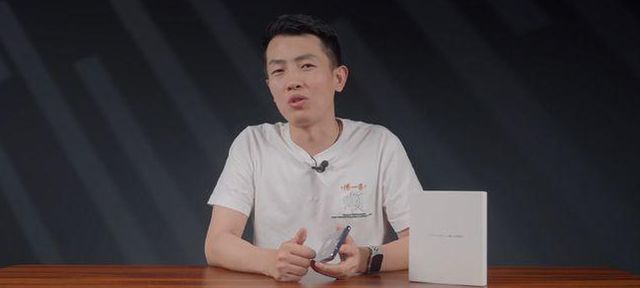 网红带货“翻车”,二驴夫妇卖“山寨机”,装假摄像头狂赚300万休闲区蓝鸢梦想 - Www.slyday.coM 网红带货“翻车”,二驴夫妇卖“山寨机”,装假摄像头狂赚300万休闲区蓝鸢梦想 - Www.slyday.coM