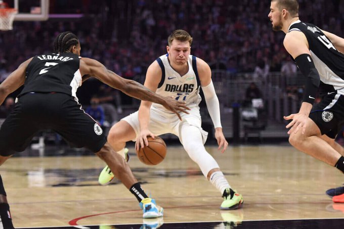 谁给你的勇气？快船耍心机坑了自己，0-2落后，泰伦卢仍然很自信