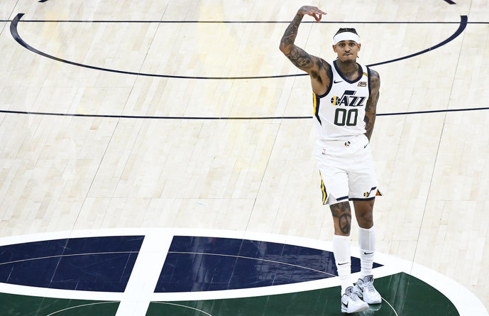 雄鹿湖人巅峰对决再度上演 字母哥浓眉内线争霸 詹姆斯里弗斯战术博弈成焦点 全明星对决点燃冬季篮球热潮